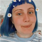 Laureata in graphic design e illustrazione, insegna come trovare il proprio stile di disegno e sperimentazione